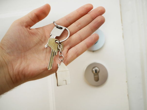https://rickdernberg.StopRentingStartOwning.com